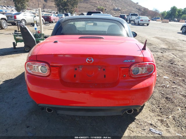 Mazda Mx-5 Miata Club 2014 JM1NC2MF3E0234759 Image 16