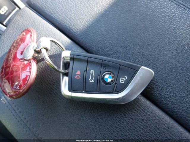 2016 BMW X5 5UXKR0C55G0P32641 Photo 10