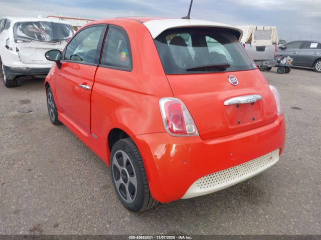 2013 FIAT 500E 3C3CFFGE9DT751028 Photo 2