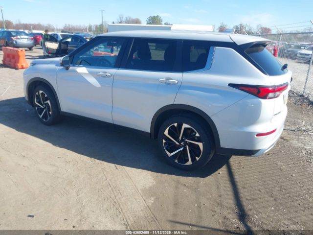 2024 MITSUBISHI OUTLANDER JA4J4VA83RZ059637 Photo 2