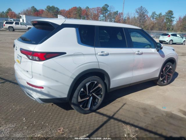2024 MITSUBISHI OUTLANDER JA4J4VA83RZ059637 Photo 3