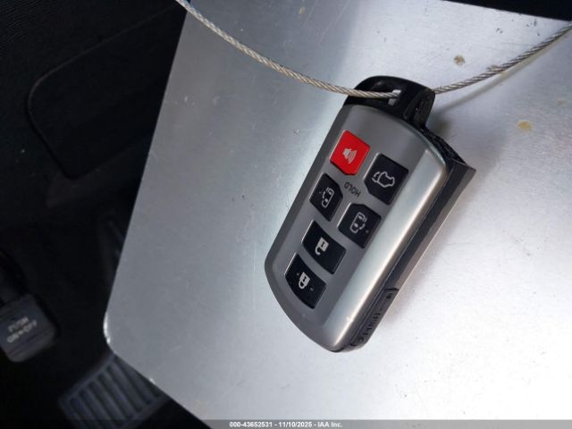 2015 TOYOTA SIENNA 5TDYK3DC9FS662992 Photo 10