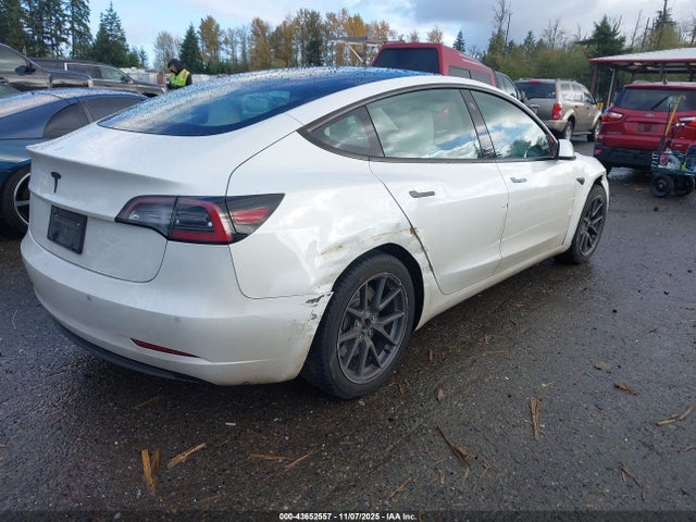 2021 TESLA MODEL 3 5YJ3E1EA9MF064583 Photo 3