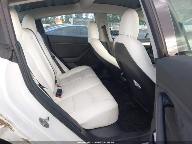 2021 TESLA MODEL 3 5YJ3E1EA9MF064583 Photo 7