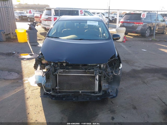 Toyota Prius Two 2015 JTDKN3DU4F0407398 Image 13
