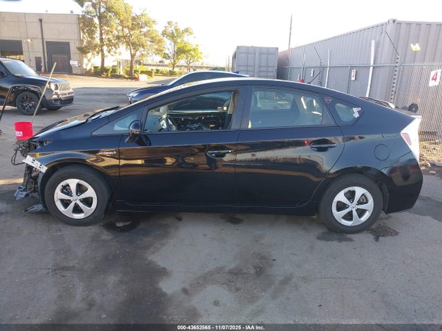 Toyota Prius Two 2015 JTDKN3DU4F0407398 Image 15