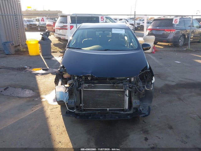 Toyota Prius Two 2015 JTDKN3DU4F0407398 Image 6