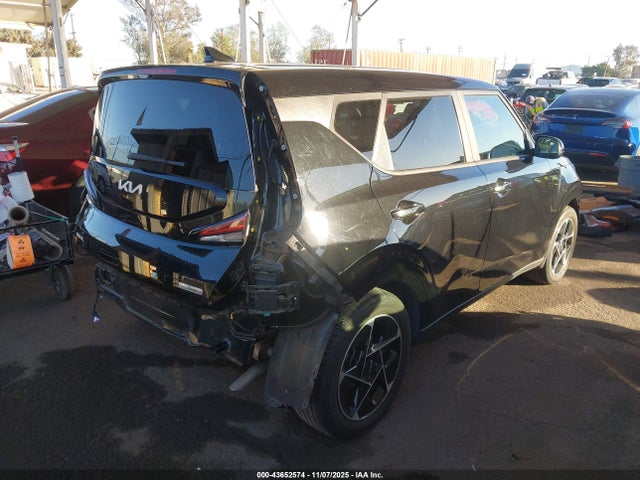 KNDJ33AU7P7852796 KIA SOUL EX