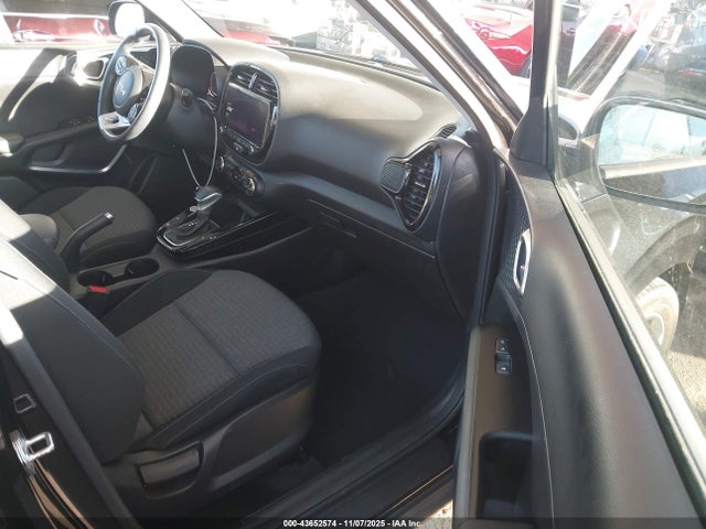 KNDJ33AU7P7852796 KIA SOUL EX