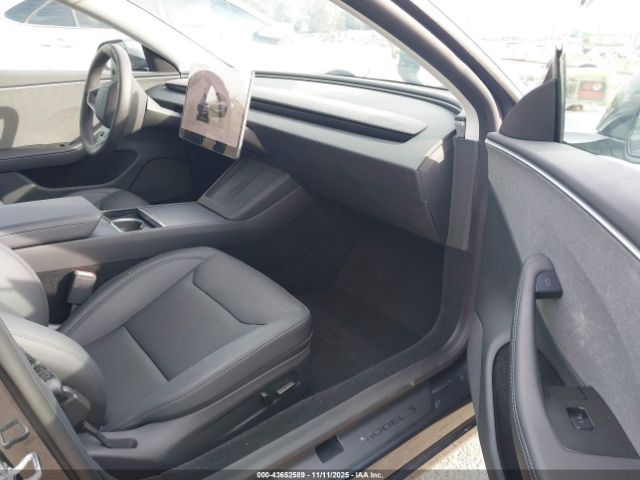 2025 TESLA MODEL 3 5YJ3E1EA2SF983337 Photo 4