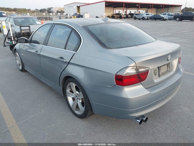 2006 Bmw 330i მანქანა იყიდება აუქციონზე, vin: WBAVB33586PS06933, აუქციონის ნომერი: 43652604