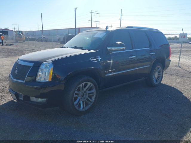 2014 CADILLAC ESCALADE 1GYS4DEF9ER110981 Photo 1
