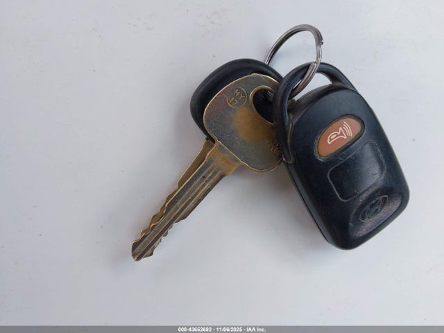 2010 HYUNDAI ELANTRA KMHDU4AD5AU838447 Photo 10