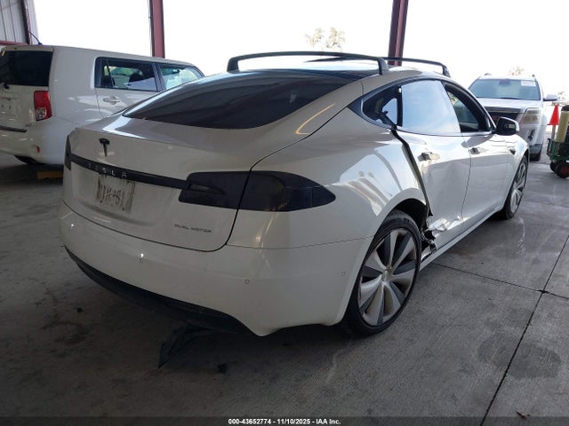 2021 TESLA MODEL S 5YJSA1E2XMF424122 Photo 3