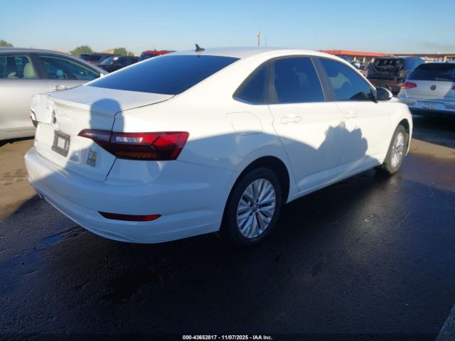2019 VOLKSWAGEN JETTA 3VWC57BU3KM196195 Photo 3