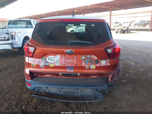 Ford ESCAPE S 2019 1FMCU0F71KUB62393 Image 18
