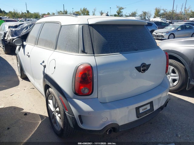 2012 MINI COOPER S COUNTRYMAN WMWZC3C51CWL87051 Photo 2