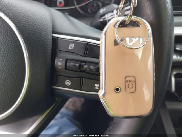 2023 KIA K5 5XXG64J27PG219423 Photo 10