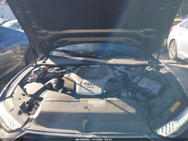 2019 AUDI A7 WAUV2BF29KN052055 Photo 9