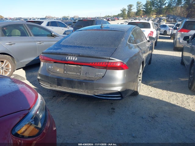 2019 AUDI A7 WAUV2BF29KN052055 Photo 3