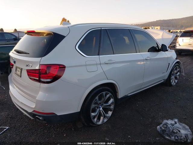 2016 BMW X5 5UXKR0C50G0P18940 Photo 3