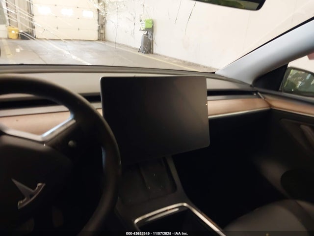 2023 TESLA MODEL Y 7SAYGAEE6PF882606 Photo 6