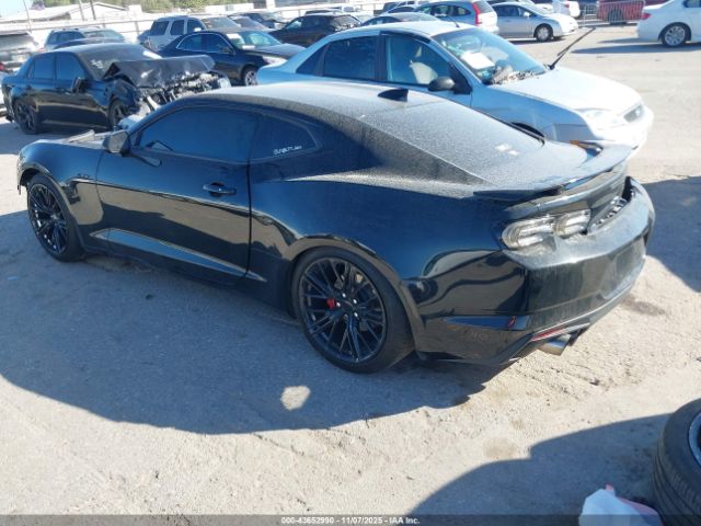 2021 CHEVROLET CAMARO 1G1FF1R71M0138319 Photo 2