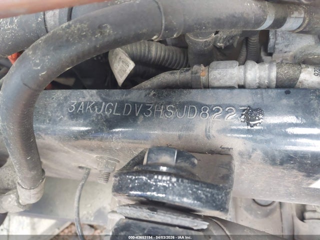 43653194 :رقم المزاد ، 3AKJGLDV3HSJD8223 vin ، 2017 Freightliner Cascadia 125 مزاد بيع
