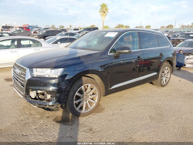 2018 AUDI Q7 WA1LHBF7XJD016328 Photo 1
