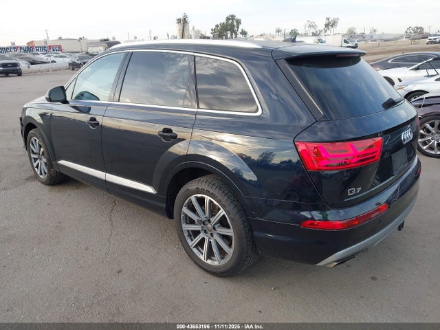 2018 AUDI Q7 WA1LHBF7XJD016328 Photo 2