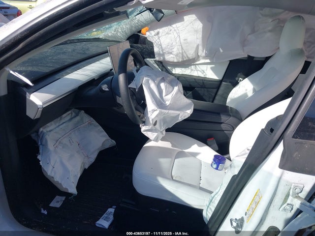 2022 TESLA MODEL Y 7SAYGDEFXNF440239 Photo 4