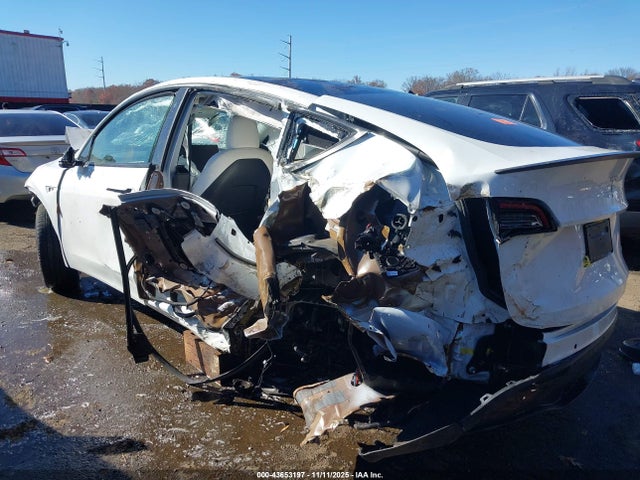 2022 TESLA MODEL Y 7SAYGDEFXNF440239 Photo 5