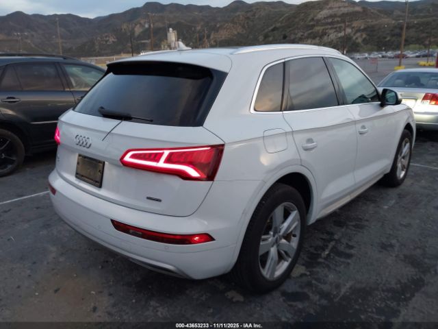 2019 AUDI Q5 WA1BNAFY4K2049328 Photo 3