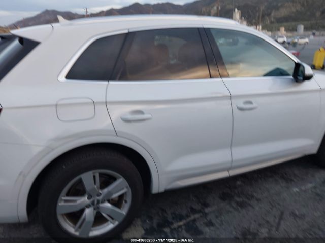 2019 AUDI Q5 WA1BNAFY4K2049328 Photo 5