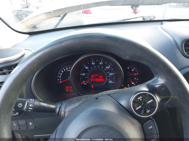 KIA SOUL + 2014 KNDJP3A55E7033957 Image 7