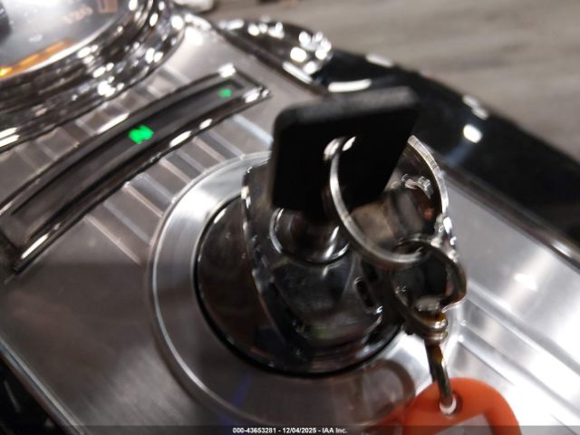 2011 HARLEY-DAVIDSON FLHR 1HD1FB416BB651995 Photo 10