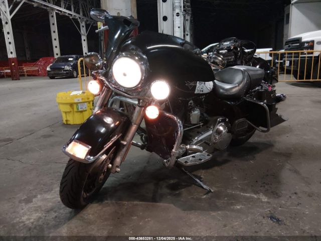 2011 HARLEY-DAVIDSON FLHR 1HD1FB416BB651995 Photo 1