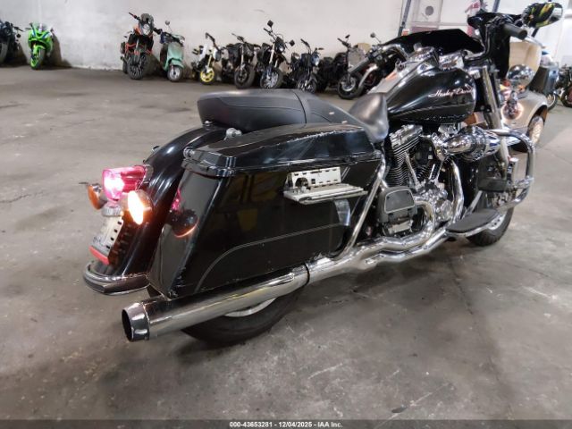 2011 HARLEY-DAVIDSON FLHR 1HD1FB416BB651995 Photo 3