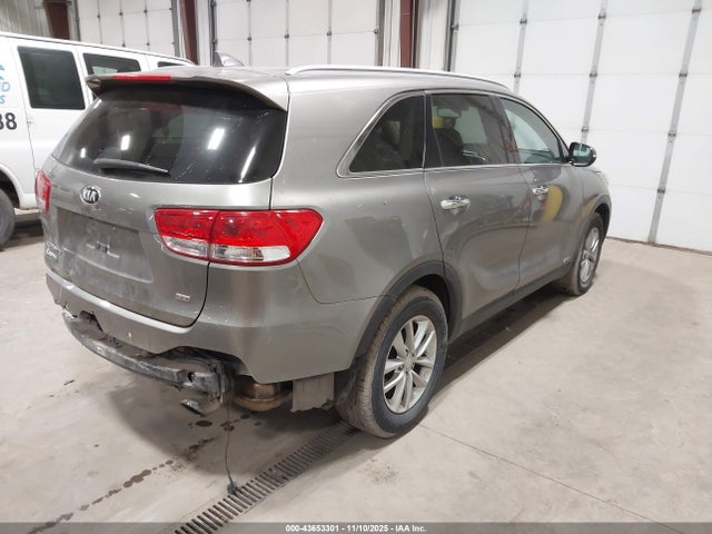5XYPGDA30HG237880 KIA Sorento 2.4l Lx