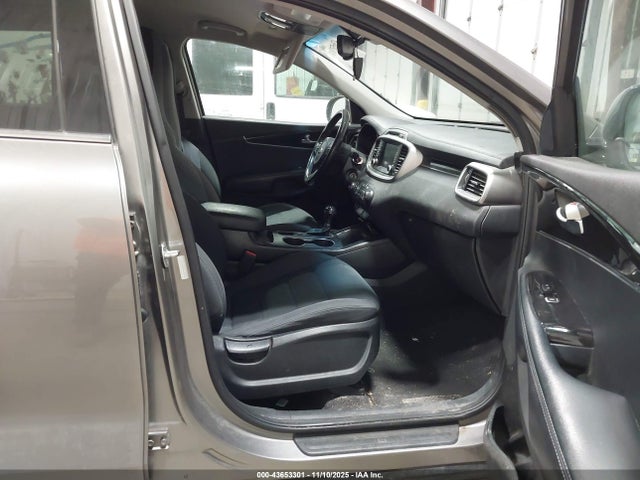 5XYPGDA30HG237880 KIA Sorento 2.4l Lx
