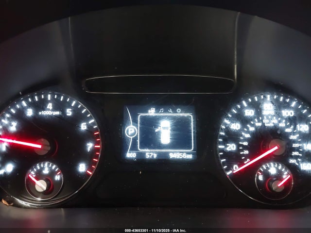 5XYPGDA30HG237880 KIA Sorento 2.4l Lx