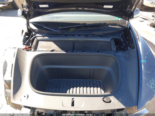 2026 TESLA MODEL Y 7SAYGDEE2TA464732 Photo 9
