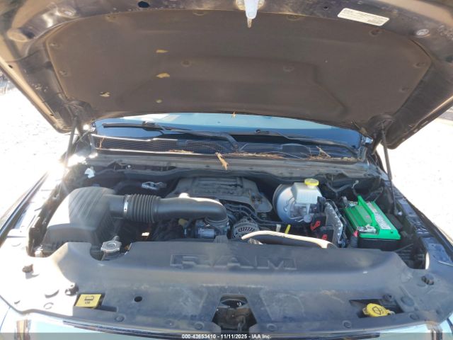 2019 RAM 1500 1C6RREFT4KN548611 Photo 9