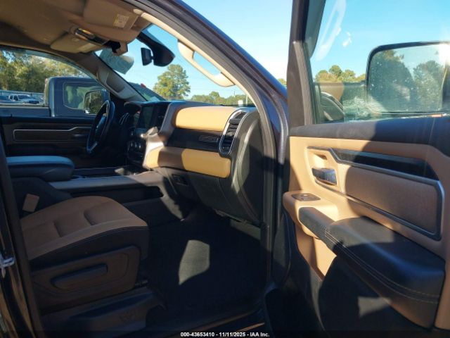 2019 RAM 1500 1C6RREFT4KN548611 Photo 4