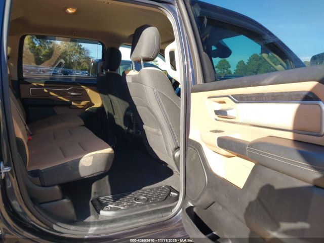 2019 RAM 1500 1C6RREFT4KN548611 Photo 7