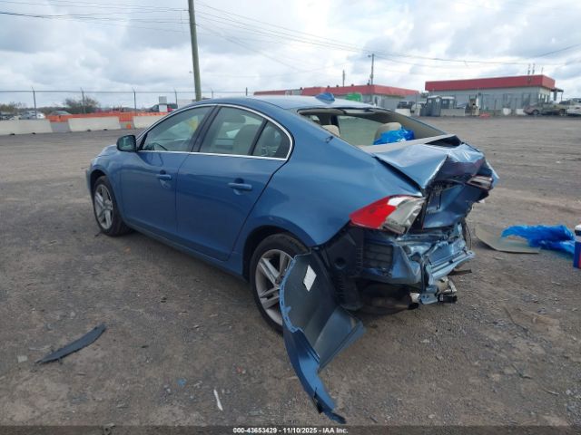 2015 VOLVO S60 YV126MFB2F1305200 Photo 2