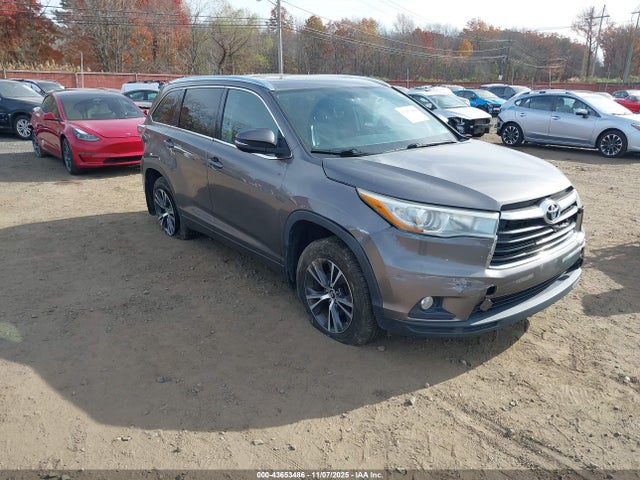 2016 TOYOTA HIGHLANDER 5TDJKRFH8GS299258