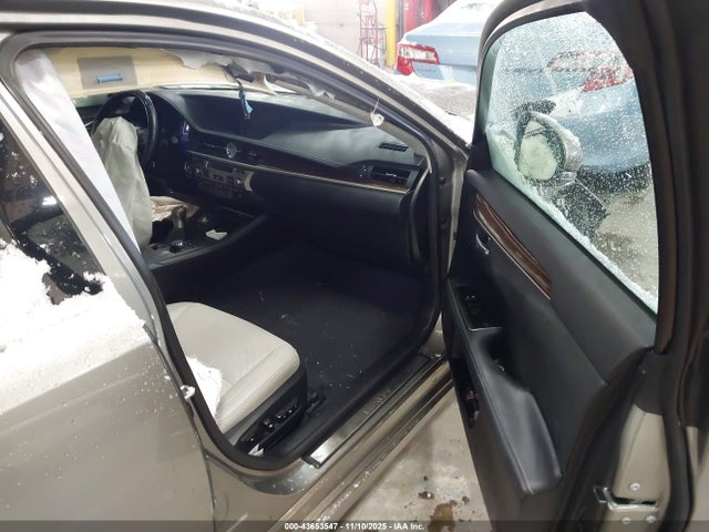 43653547 :رقم المزاد ، 58ABK1GGXHU036220 vin ، 2017 Lexus Es 350 مزاد بيع
