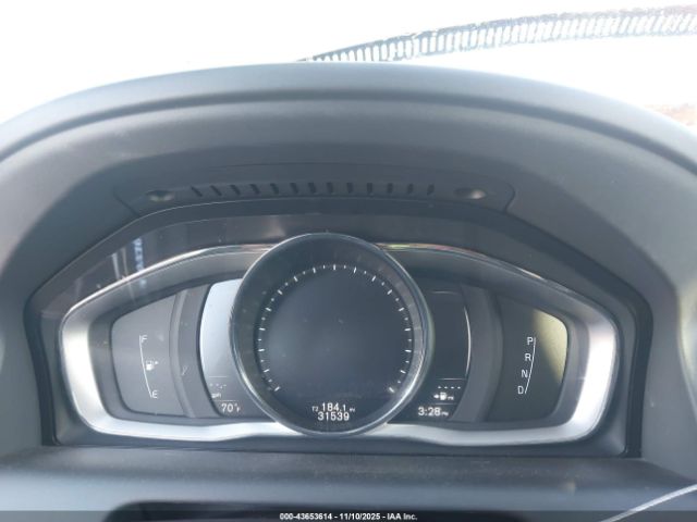 2017 VOLVO XC60 YV440MDR3H2095815 Photo 6