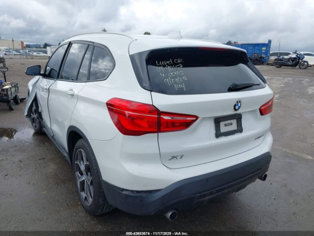 2019 BMW X1 WBXHT3C56K3H34460 Photo 2